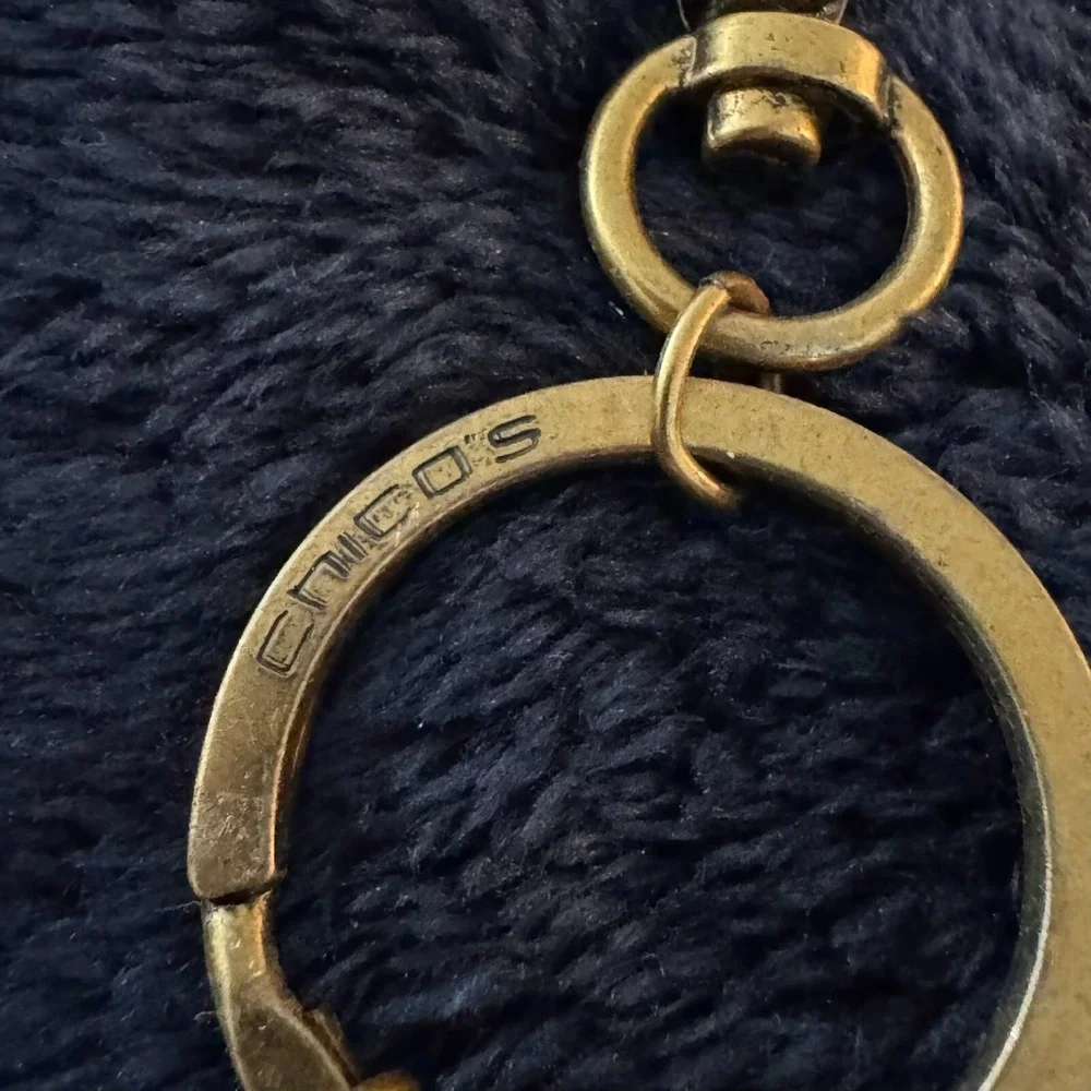 Chico's Keychain‎ Key Ring Charms Gold Tone She Believed She Could Inspirational